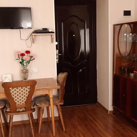 T`amara`s Apartament in Avlabari Tbilisi Bagian luar foto