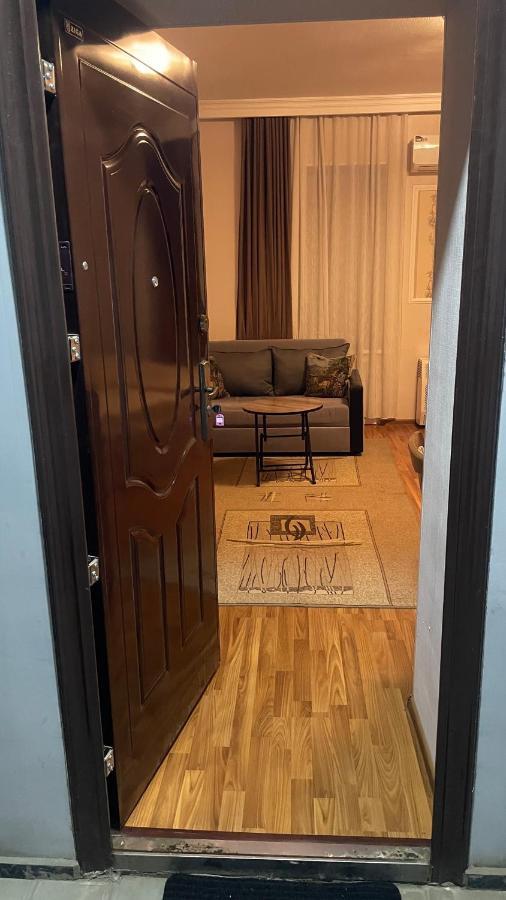 T`amara`s Apartament in Avlabari Tbilisi Bagian luar foto